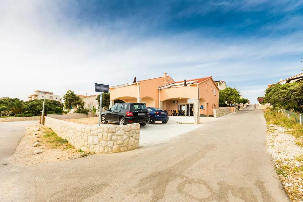 Appartamento Apartmani Filip Mandre Croazia